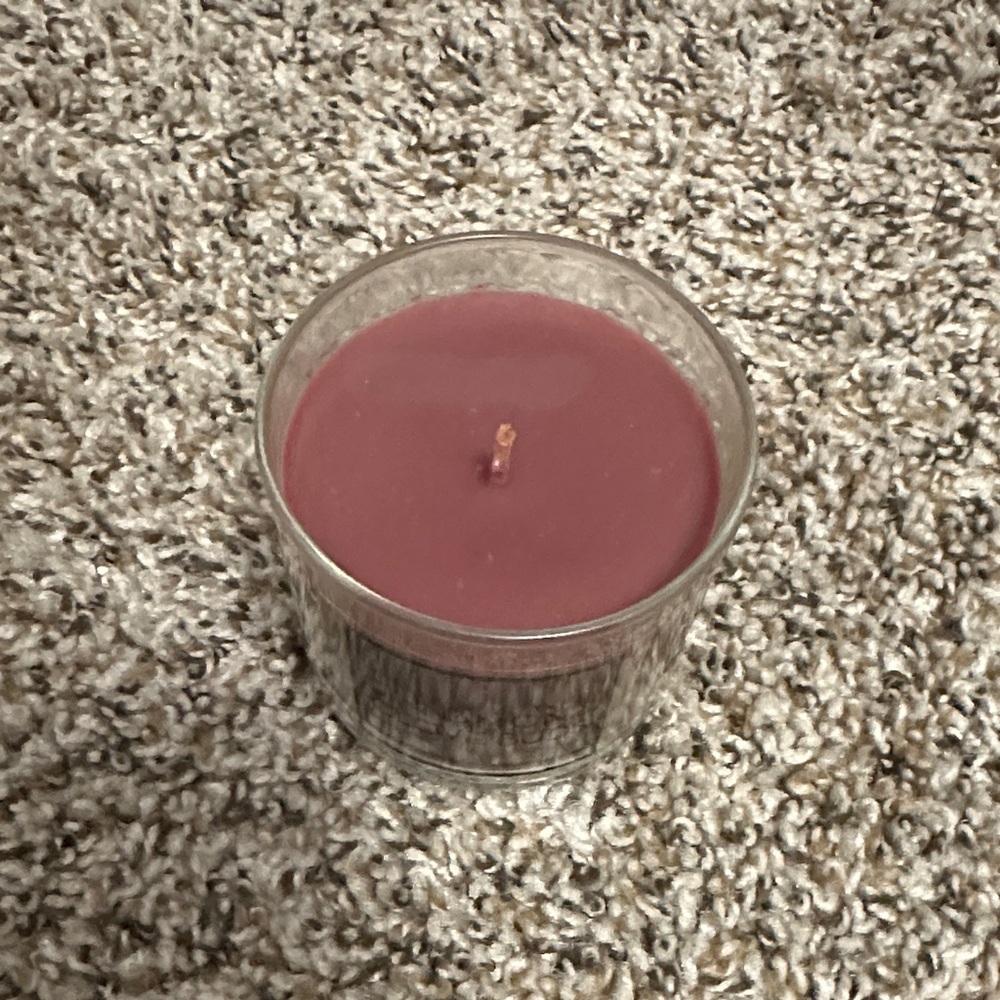 Bath & Body Works Cinnamon and Clove Buds Candle